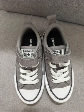 Converse Kids Gray and White Low-Top All Star Sneakers